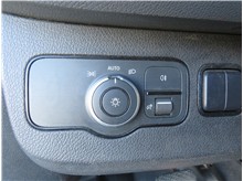 Vehicle Thumb #41