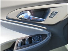 Vehicle Thumb #43