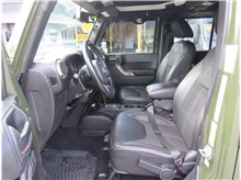 Vehicle Thumb #14