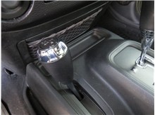 Vehicle Thumb #32