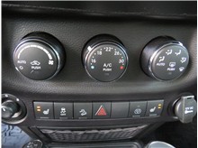Vehicle Thumb #35