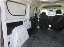 Vehicle Thumb #20