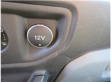 Vehicle Thumb #27