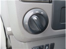 Vehicle Thumb #37