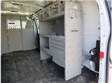 Vehicle Thumb #19