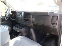 Vehicle Thumb #24