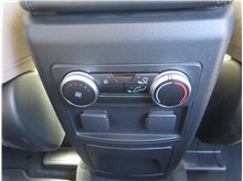 Vehicle Thumb #23