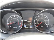 Vehicle Thumb #32