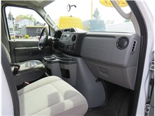 Vehicle Thumb #23