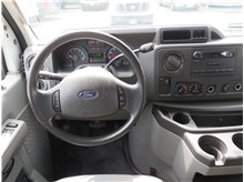 Vehicle Thumb #25