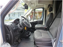 Vehicle Thumb #14