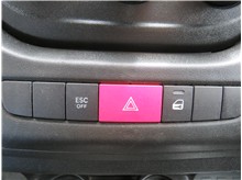 Vehicle Thumb #27