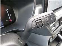 Vehicle Thumb #48