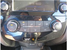 Vehicle Thumb #29