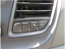 Vehicle Thumb #32