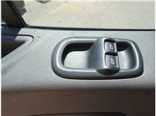 Vehicle Thumb #50