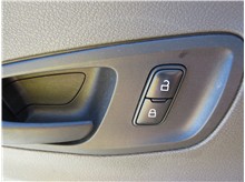 Vehicle Thumb #51