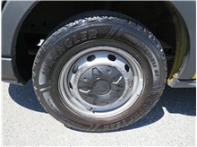 Vehicle Thumb #59