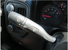 Vehicle Thumb #41