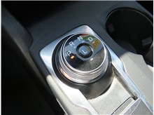 Vehicle Thumb #29