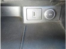 Vehicle Thumb #31