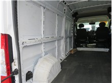 Vehicle Thumb #17