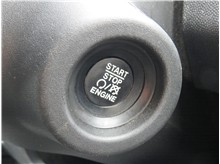 Vehicle Thumb #33