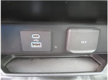 Vehicle Thumb #27