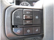 Vehicle Thumb #33