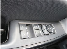 Vehicle Thumb #42