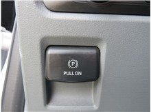Vehicle Thumb #44