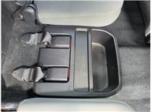 Vehicle Thumb #24