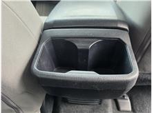 Vehicle Thumb #25