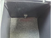 Vehicle Thumb #29