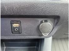 Vehicle Thumb #33