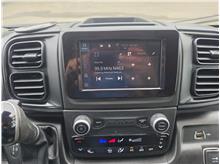 Vehicle Thumb #31