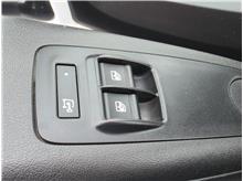 Vehicle Thumb #50