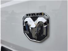 Vehicle Thumb #57