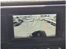 Vehicle Thumb #29