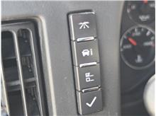 Vehicle Thumb #37