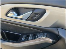 Vehicle Thumb #48