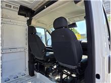 Vehicle Thumb #22