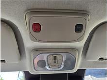 Vehicle Thumb #36