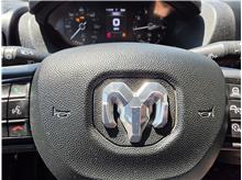 Vehicle Thumb #38