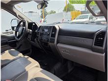 Vehicle Thumb #20