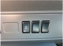 Vehicle Thumb #32