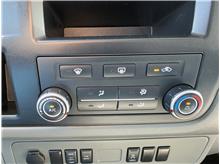 Vehicle Thumb #33