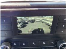 Vehicle Thumb #35