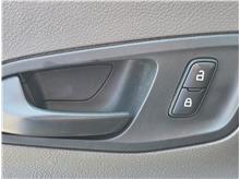 Vehicle Thumb #51