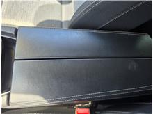 Vehicle Thumb #28